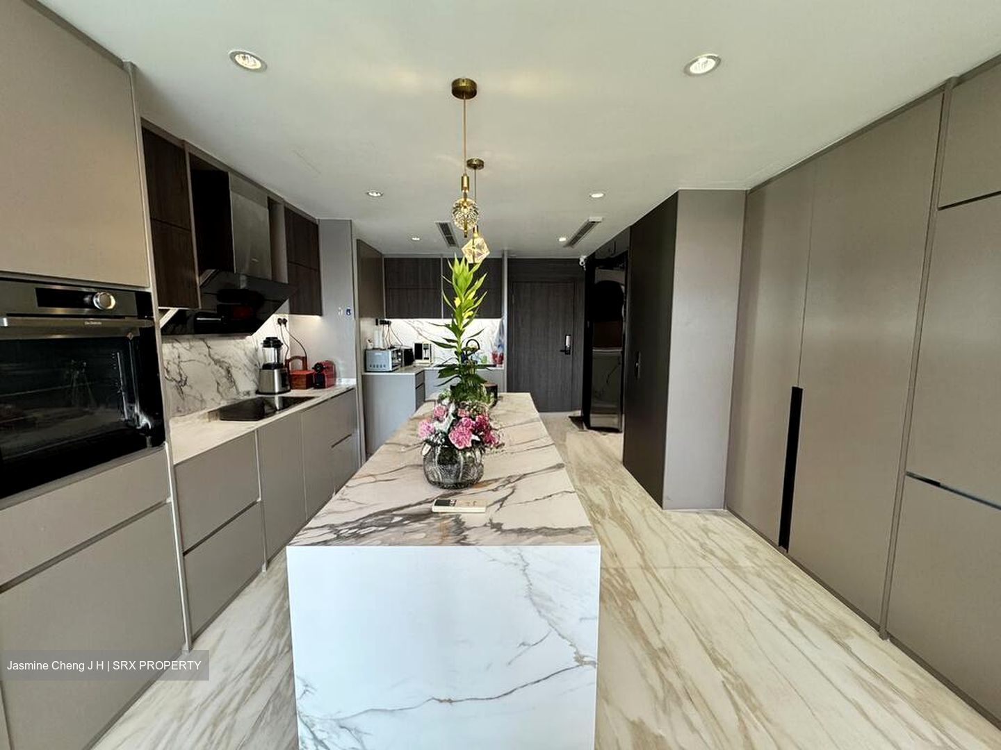The Spinnaker (D11), Apartment #521135991